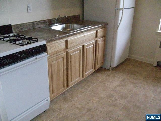 479 Broad C-6 - Photo 3