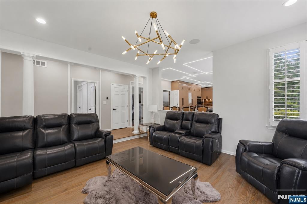 1232 Steeplechase Court