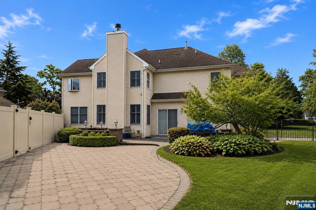 1232 Steeplechase Court — photo 36