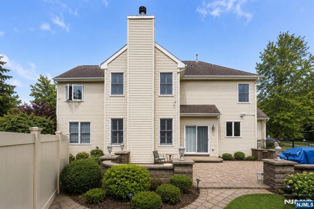 1232 Steeplechase Court