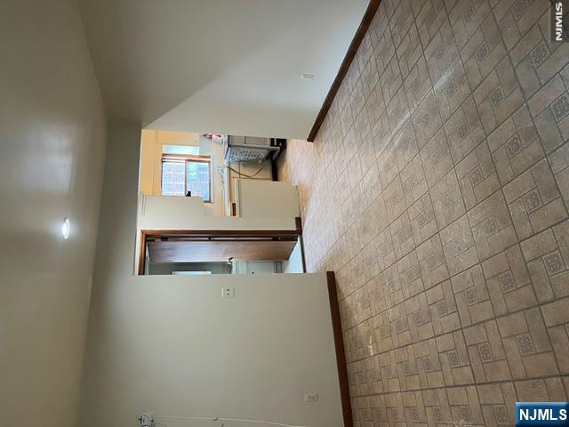 473 Washington Avenue 1 - Photo 4