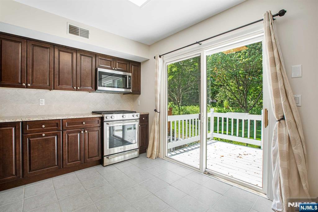 6-04 Cross Meadows - Photo 3