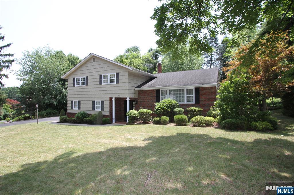 10 Bayberry Drive - Photo 2