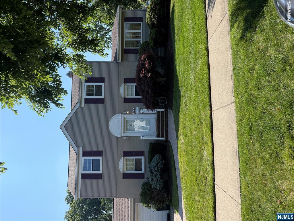 444 Elm Avenue - Photo 1