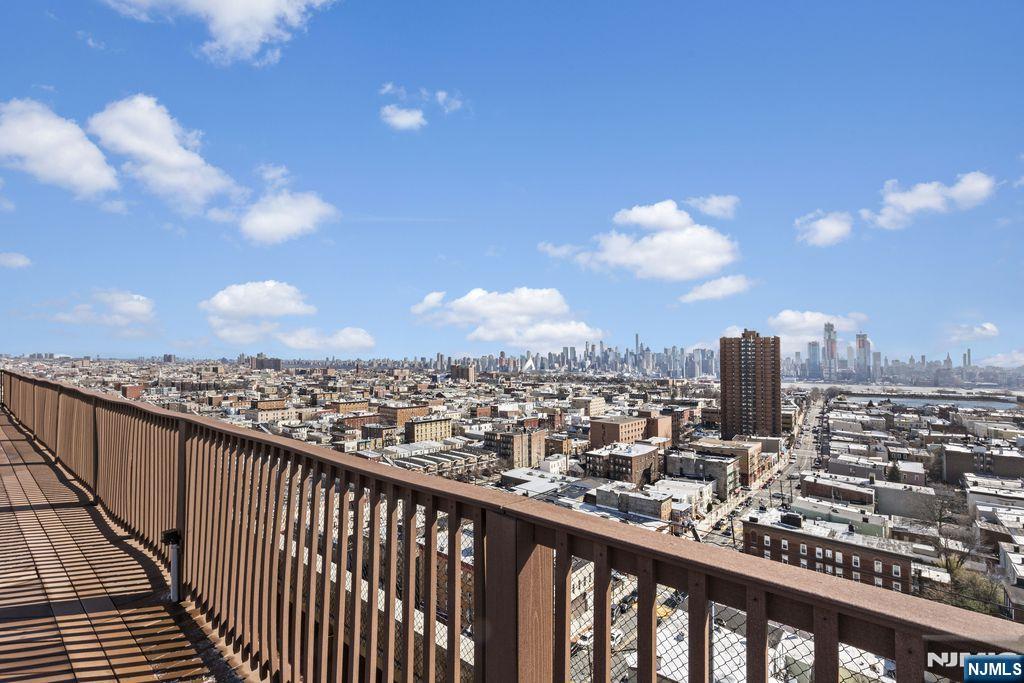 809 22nd Street #1102