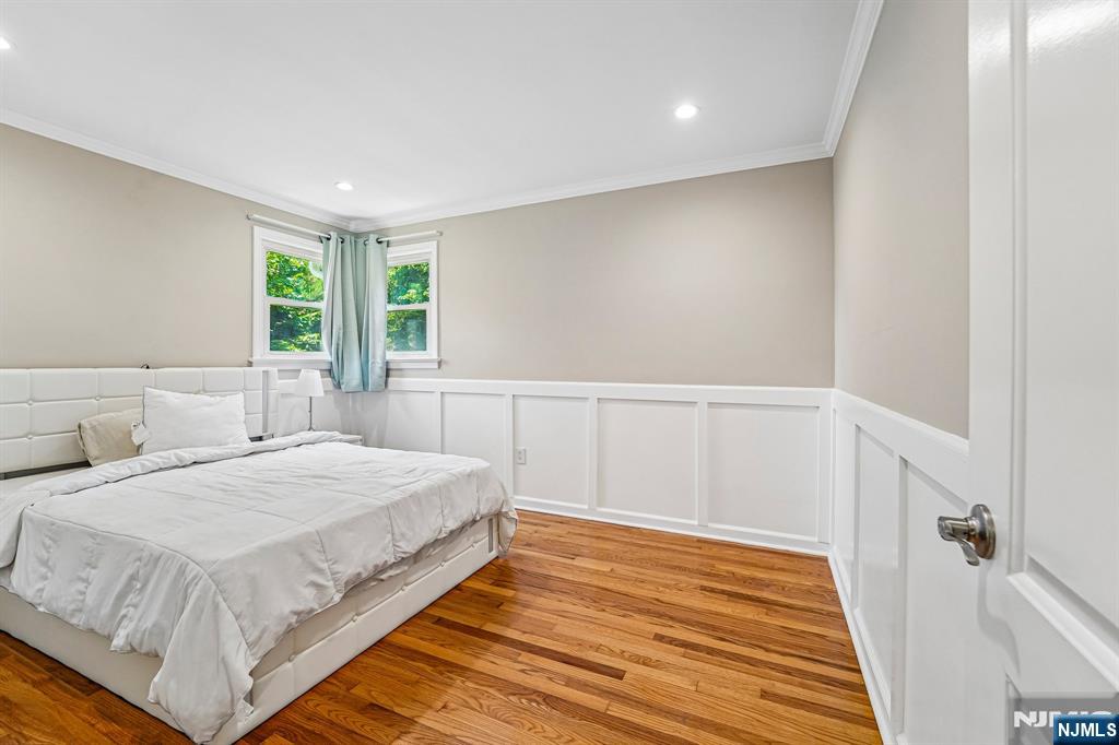252 Canterbury Place — photo 23