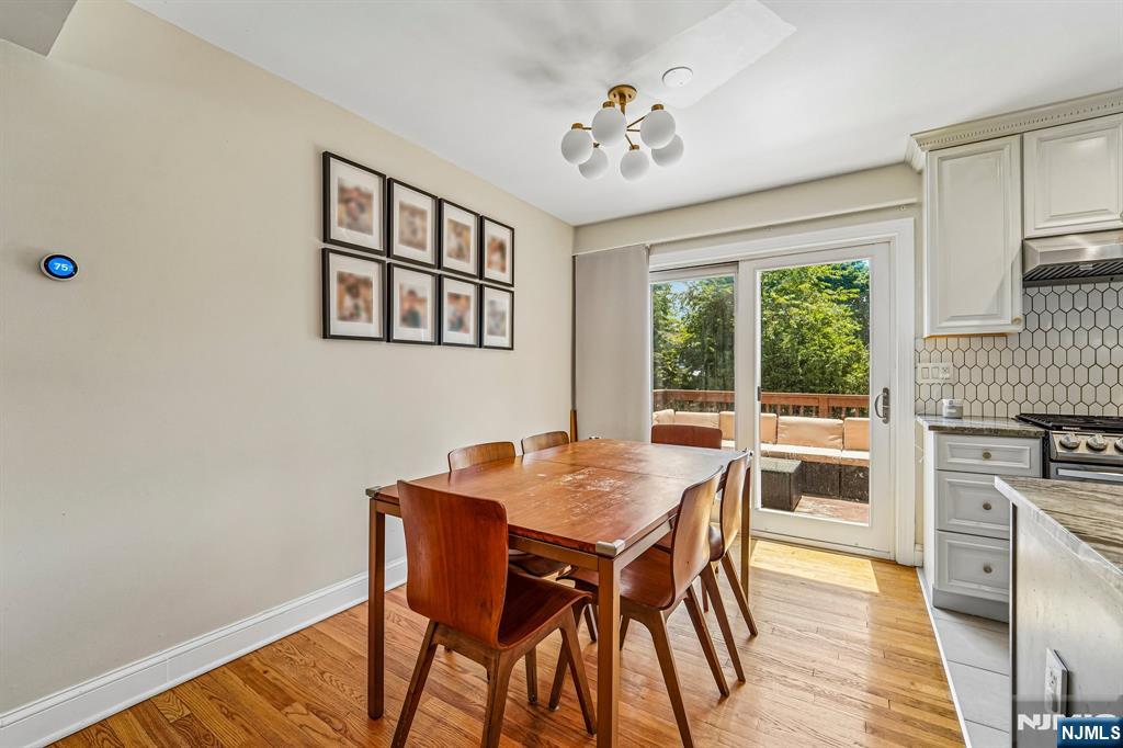 252 Canterbury Place — photo 10