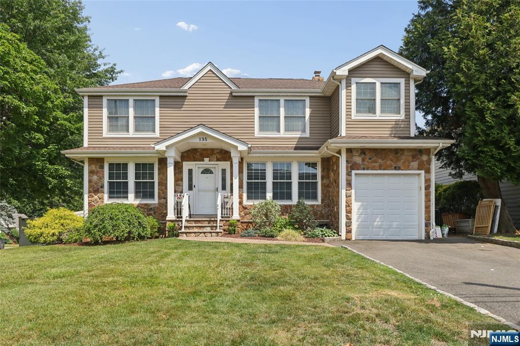 135 Rector Court - Photo 5