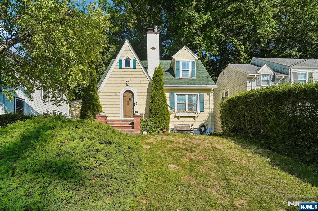 75 Rollinson Street - Photo 1