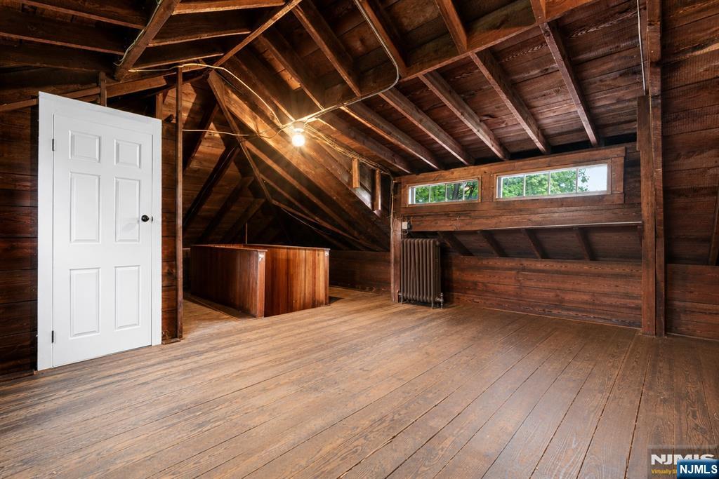 384 Anderson Street — photo 23