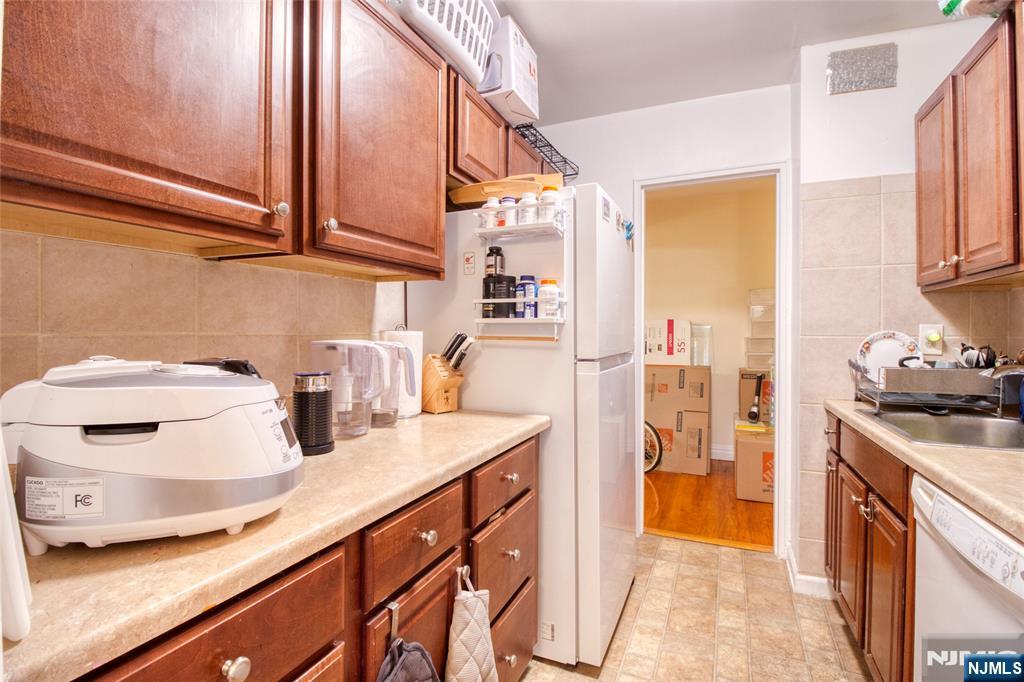 2160 Center Avenue 4S - Photo 3