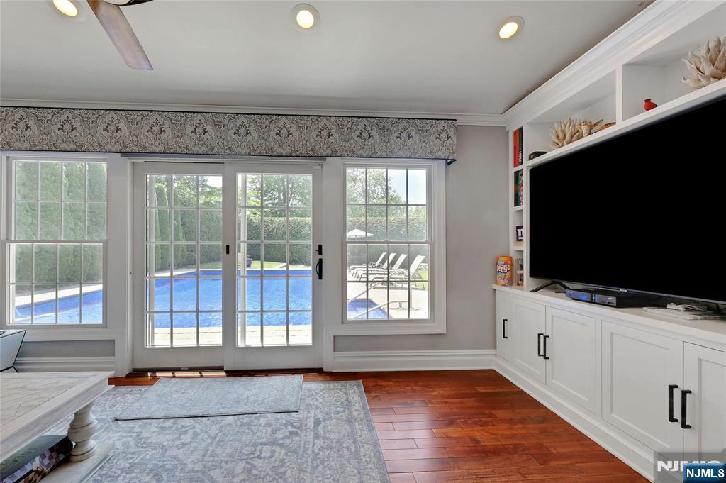 890 Norgate Drive — photo 14