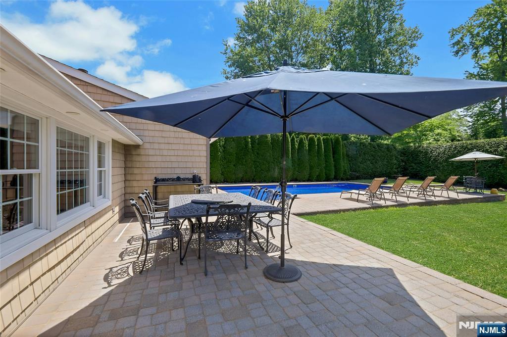 890 Norgate Drive — photo 32