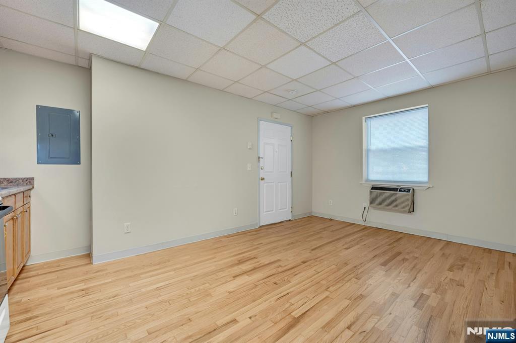 377 Park Street C - Photo 4