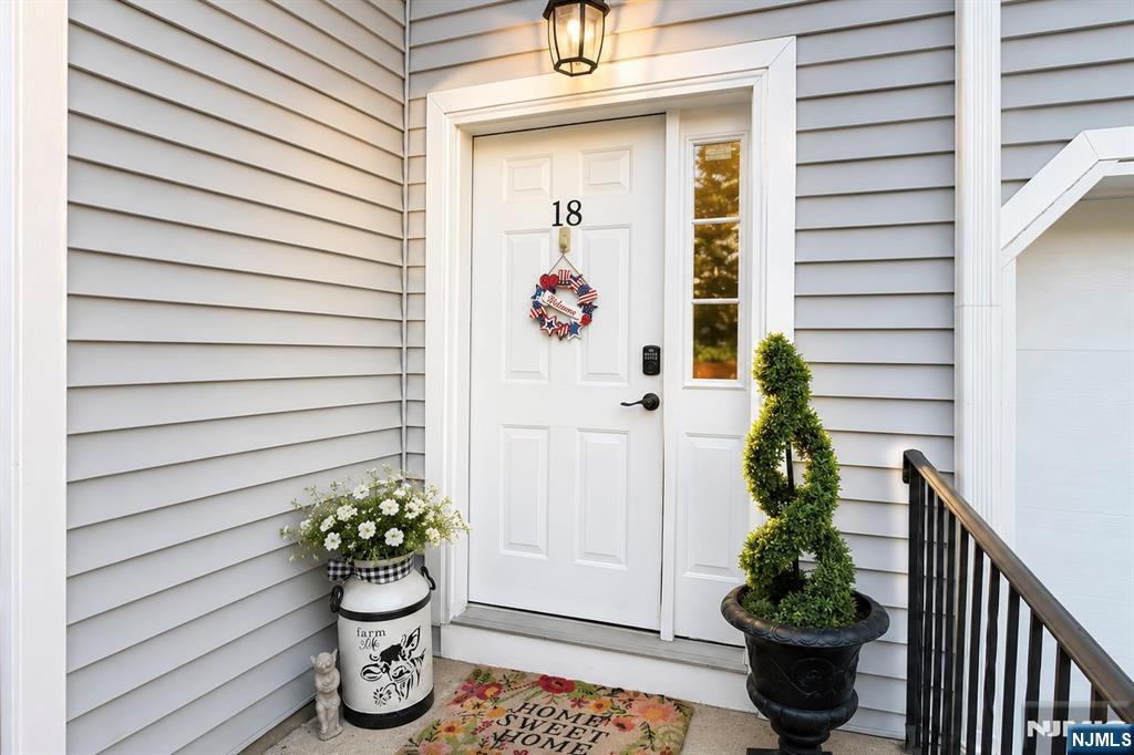 18 Bradshaw Court B3 - Photo 2