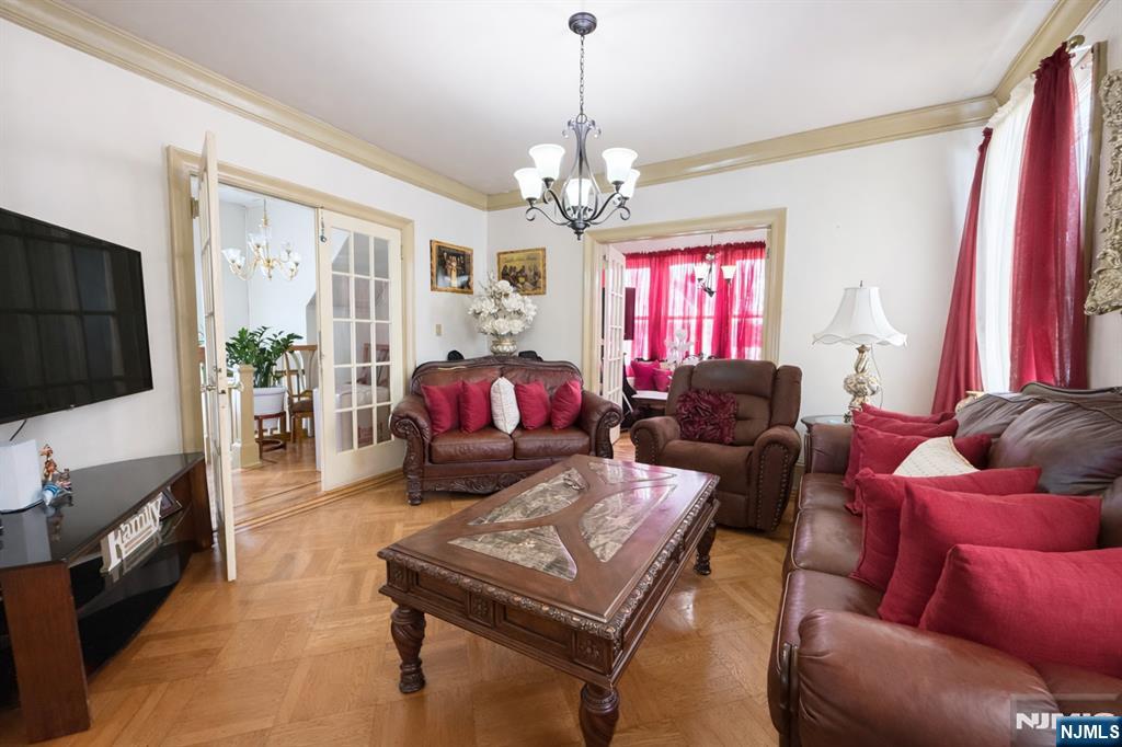 19 Burgess Place 2 - Photo 4