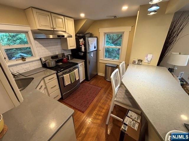 51 Sheridan Avenue - Photo 4