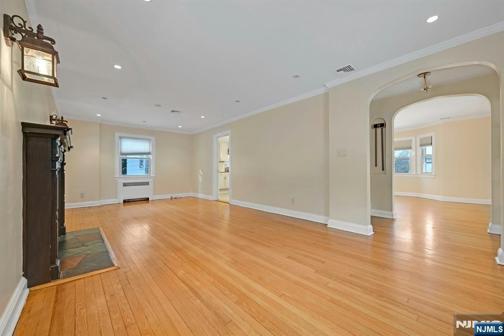 40 Clinton Avenue — photo 11