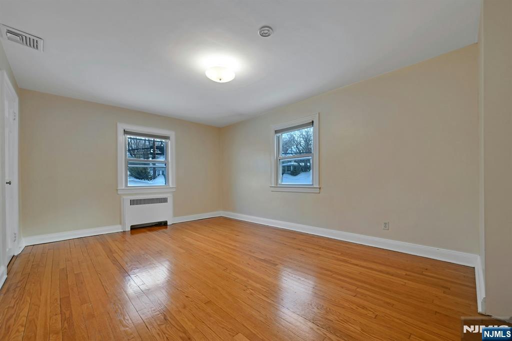 40 Clinton Avenue — photo 23