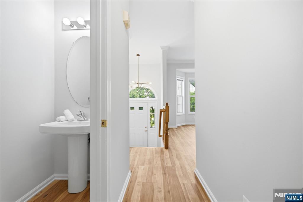 575 Coventry Drive - Photo 4