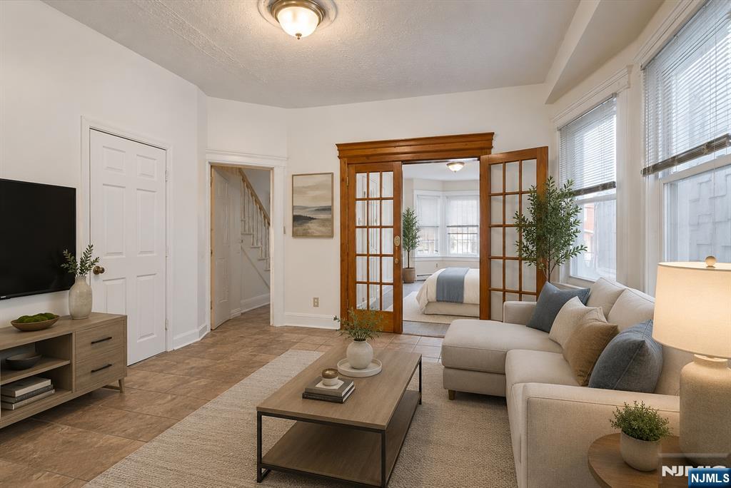 86 Clendenny Avenue - Photo 5