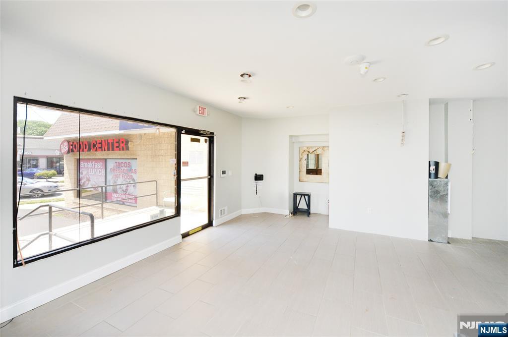 1005-1009 S Maple Avenue - Photo 3