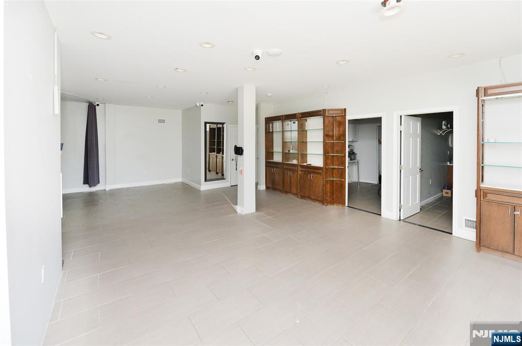 1005-1009 S Maple Avenue - Photo 5