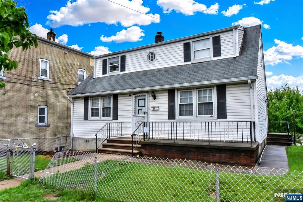 391 Macarthur Ave, Garfield, NJ 07026