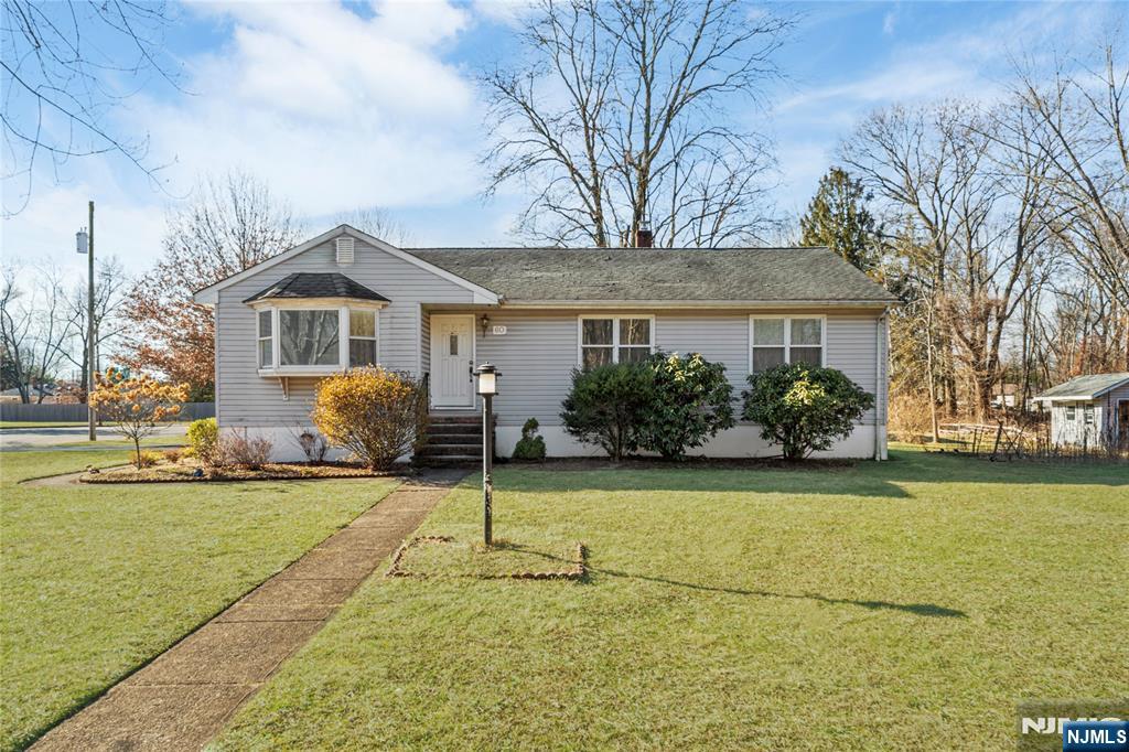 60 White Oak Road - Photo 1