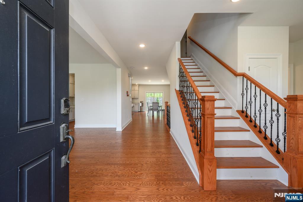 22 Hilltop Drive - Photo 3