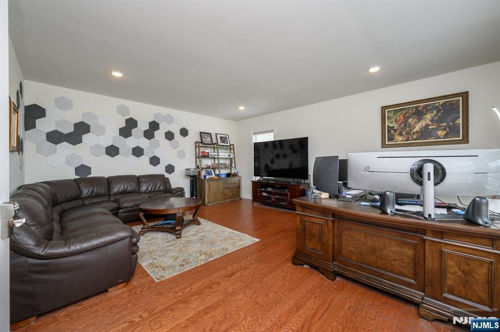 22 Hilltop Drive - Photo 5