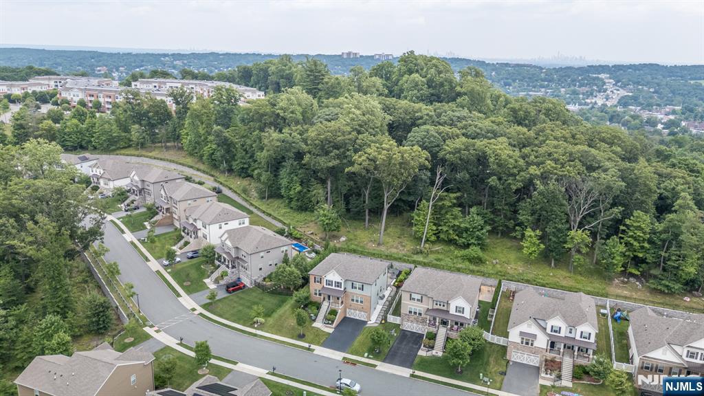 22 Hilltop Drive — photo 48