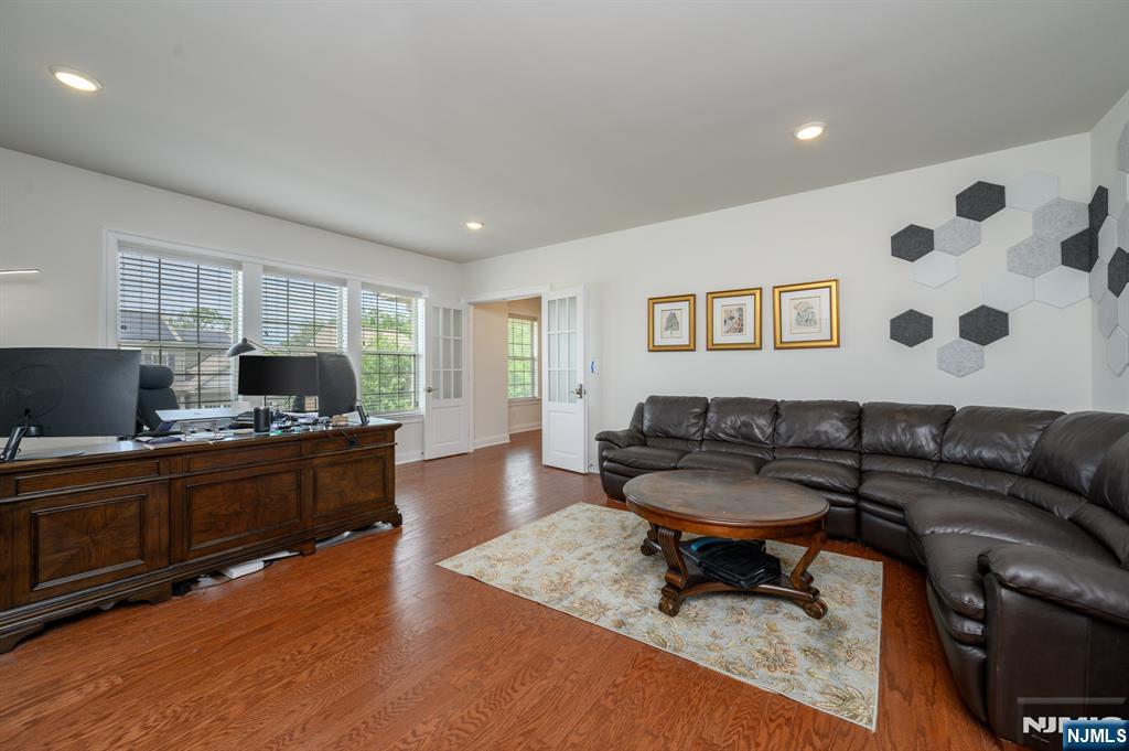 22 Hilltop Drive — photo 6