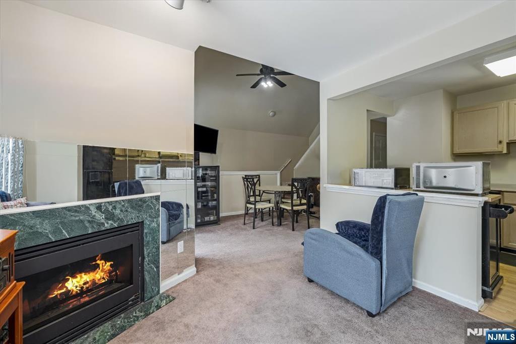 240 Cambridge Court - Photo 5