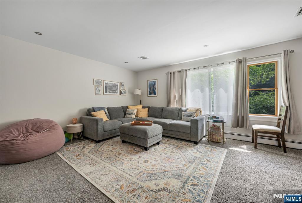 69 Prospect Street 2 - Photo 4