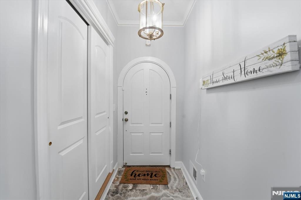 60 Stewart Avenue - Photo 4