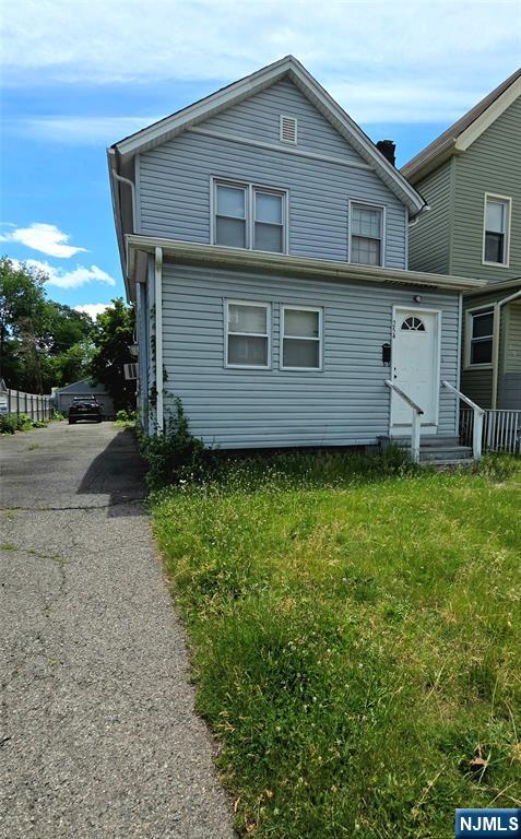 254 Glenwood Avenue - Photo 1