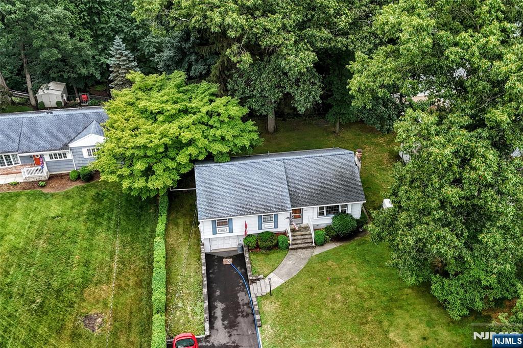 423 W Oakland Avenue - Photo 5