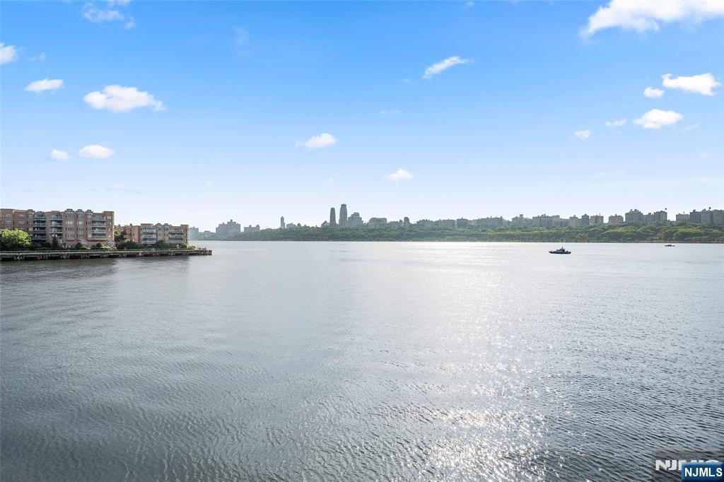 2nd image of 155 The Promenade, Edgewater, NJ 07020 | MLS# 26024650