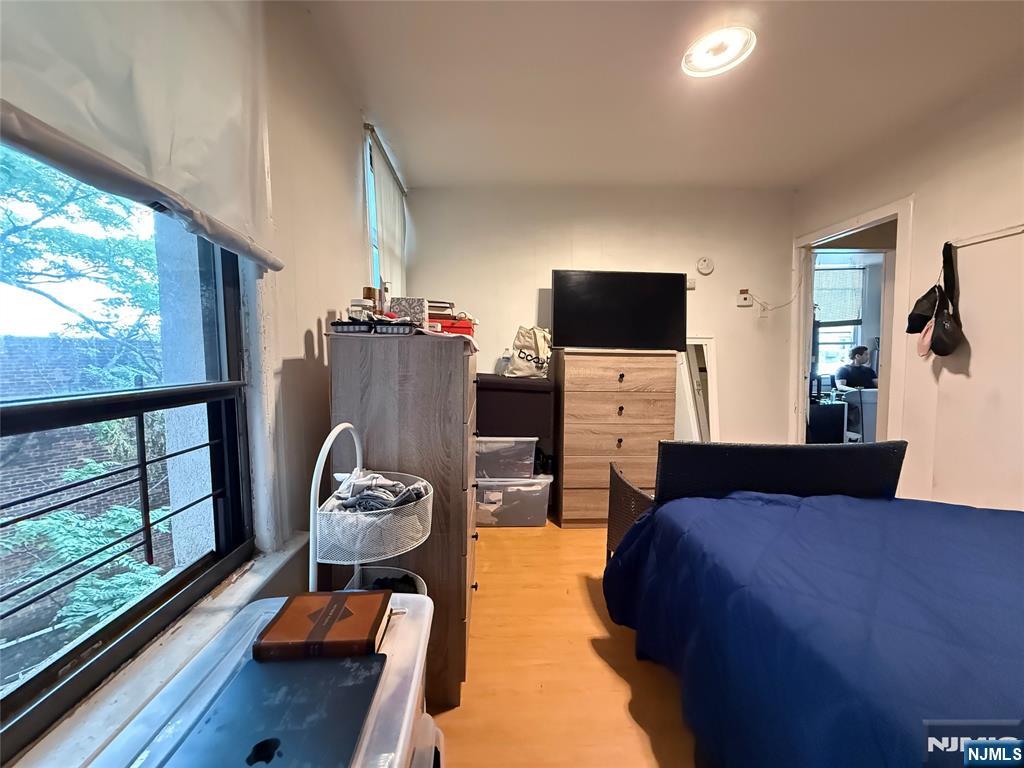 615 Summit Avenue — photo 33