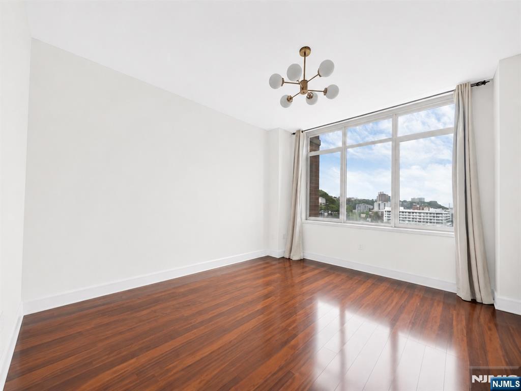8100 River Road 905 - Photo 13