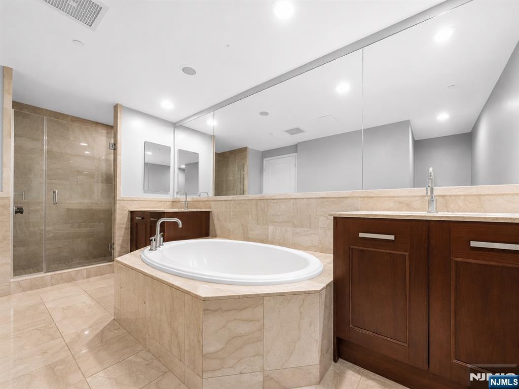 8100 River Road 905 - Photo 15