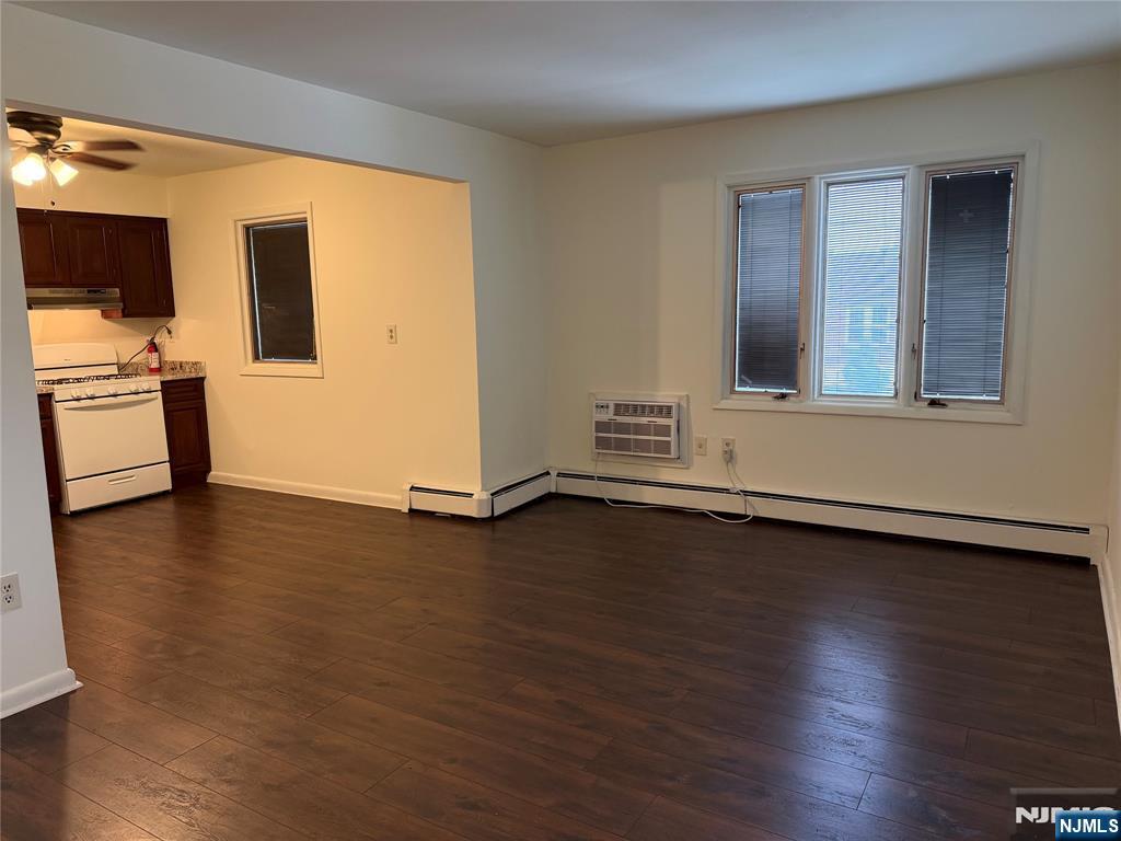 391 Union Avenue 387 - Photo 4
