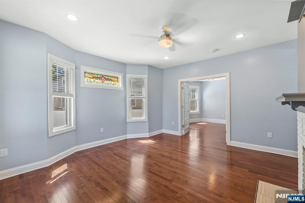 172 Cedar Street 1 - Photo 4
