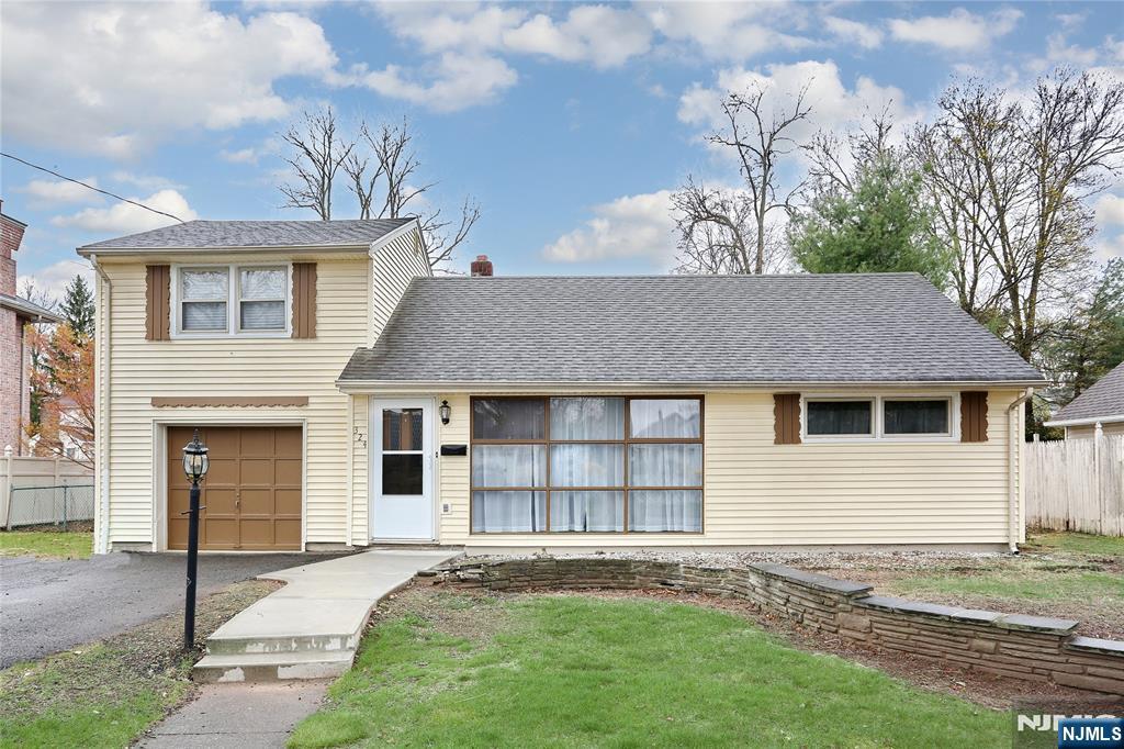 324 Edstan - Photo 1