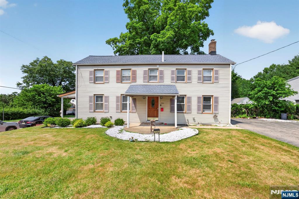 720 Ringwood Avenue - Photo 1