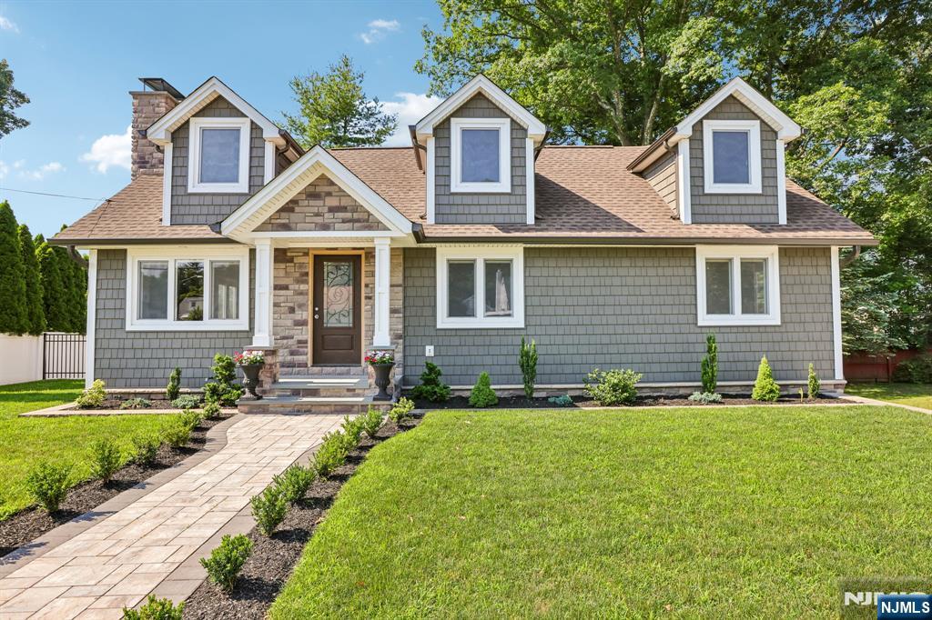50 Lincoln Place - Photo 1