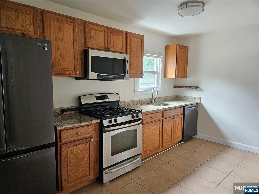 417 Sheffield Road - Photo 3