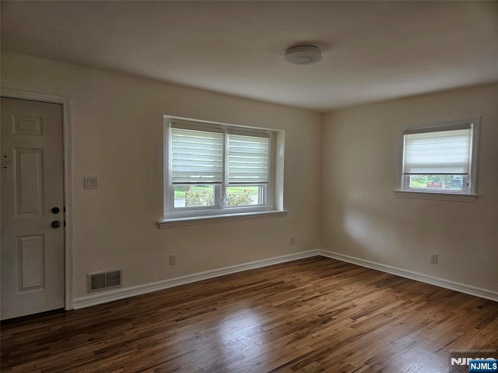 417 Sheffield Road - Photo 4