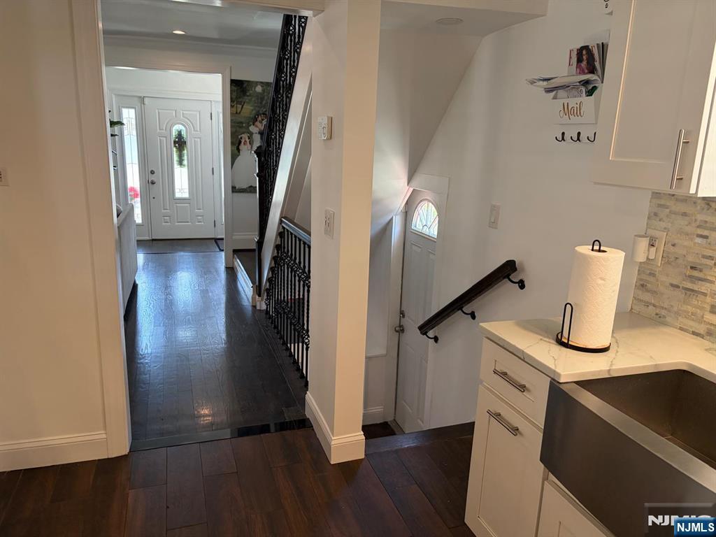 371 Simons Avenue
